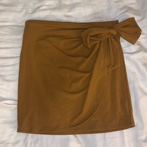 Rust color skirt size medium with bow